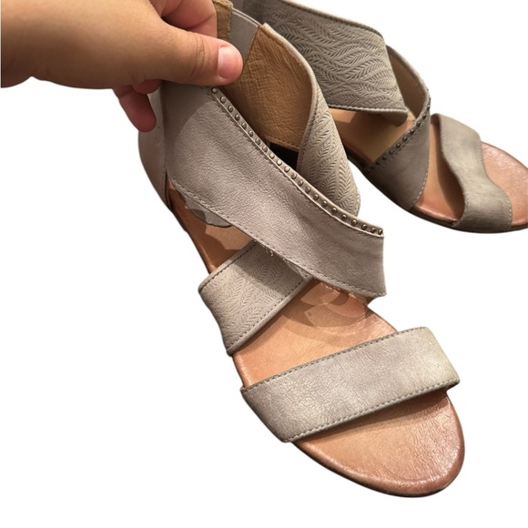 Miz Mooz Shoes Mizmooz Candace Sandal Wide-width - Picture 2 of 7